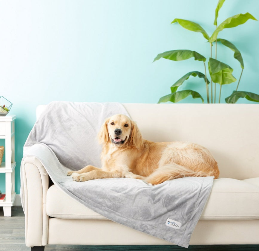 PetFusion Premium Reversible Dog & Cat Blanket, Gray